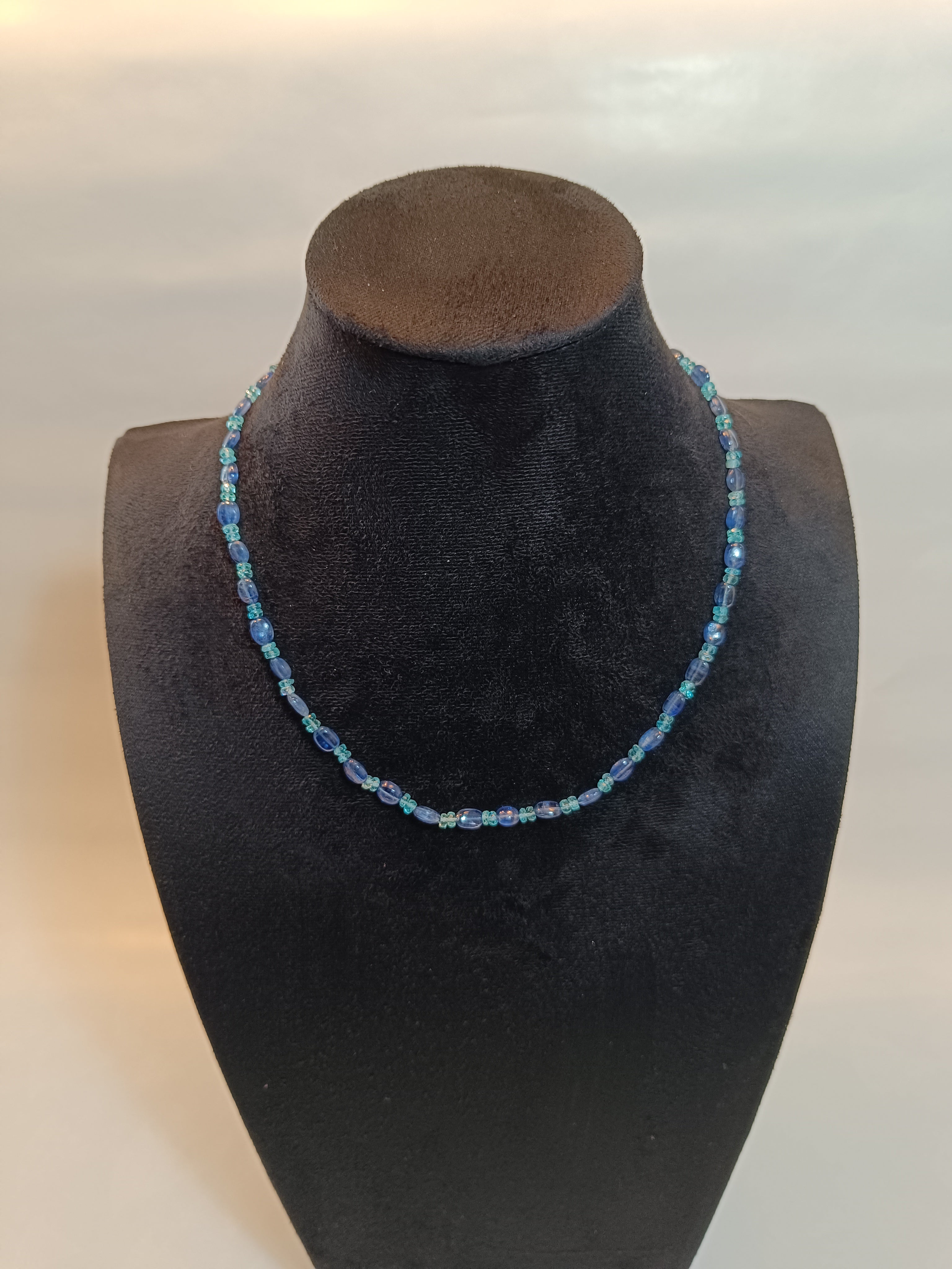 Blaue Kyanit-Aquamarin-Halskette