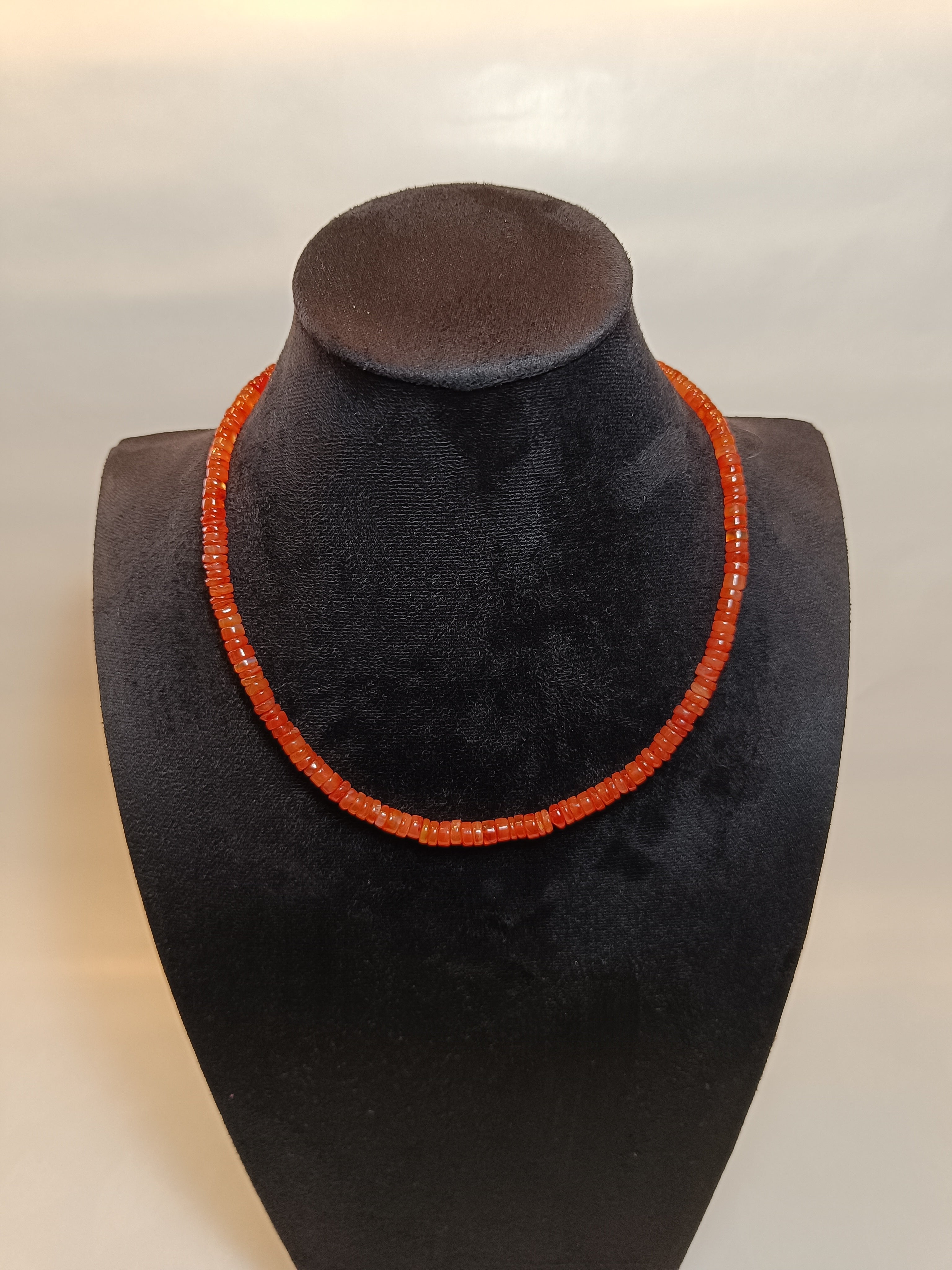 Orangene Karneol-Halskette