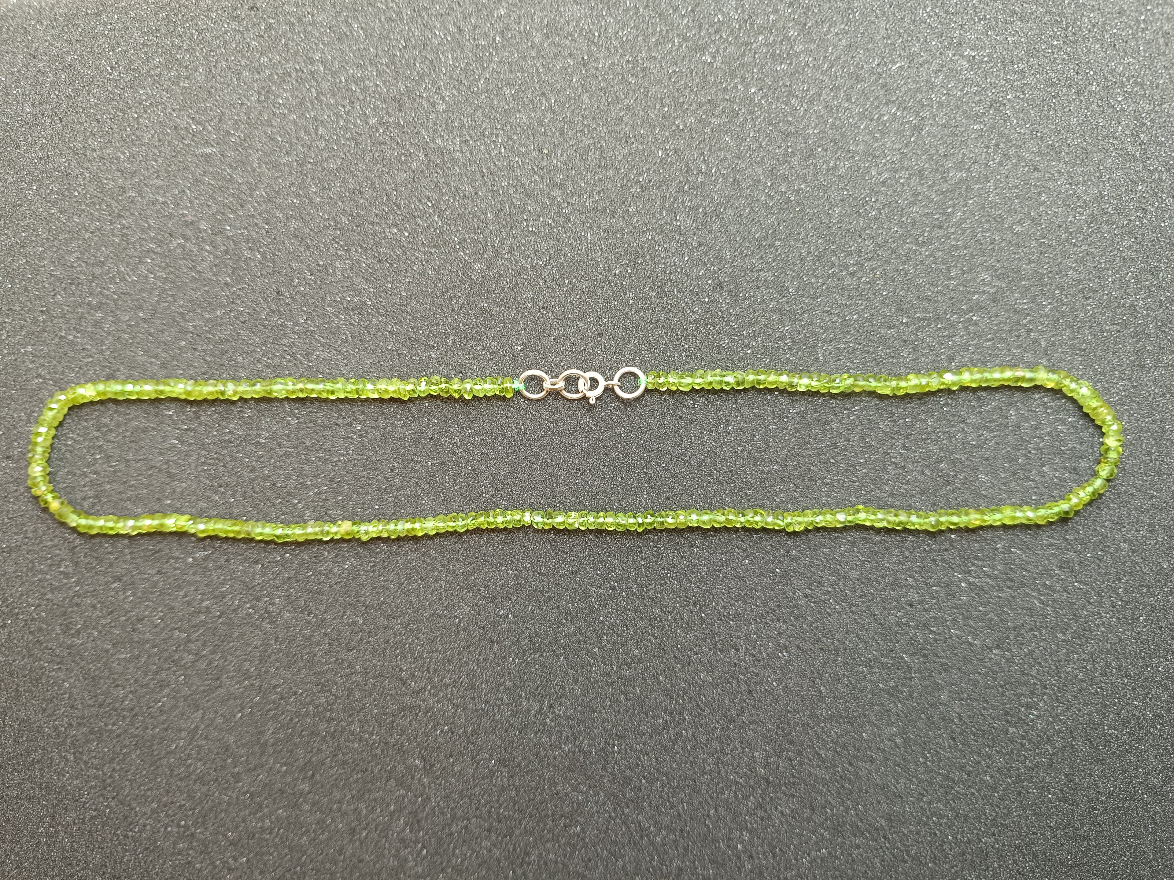 Peridot Halskette facettiert (3mm)