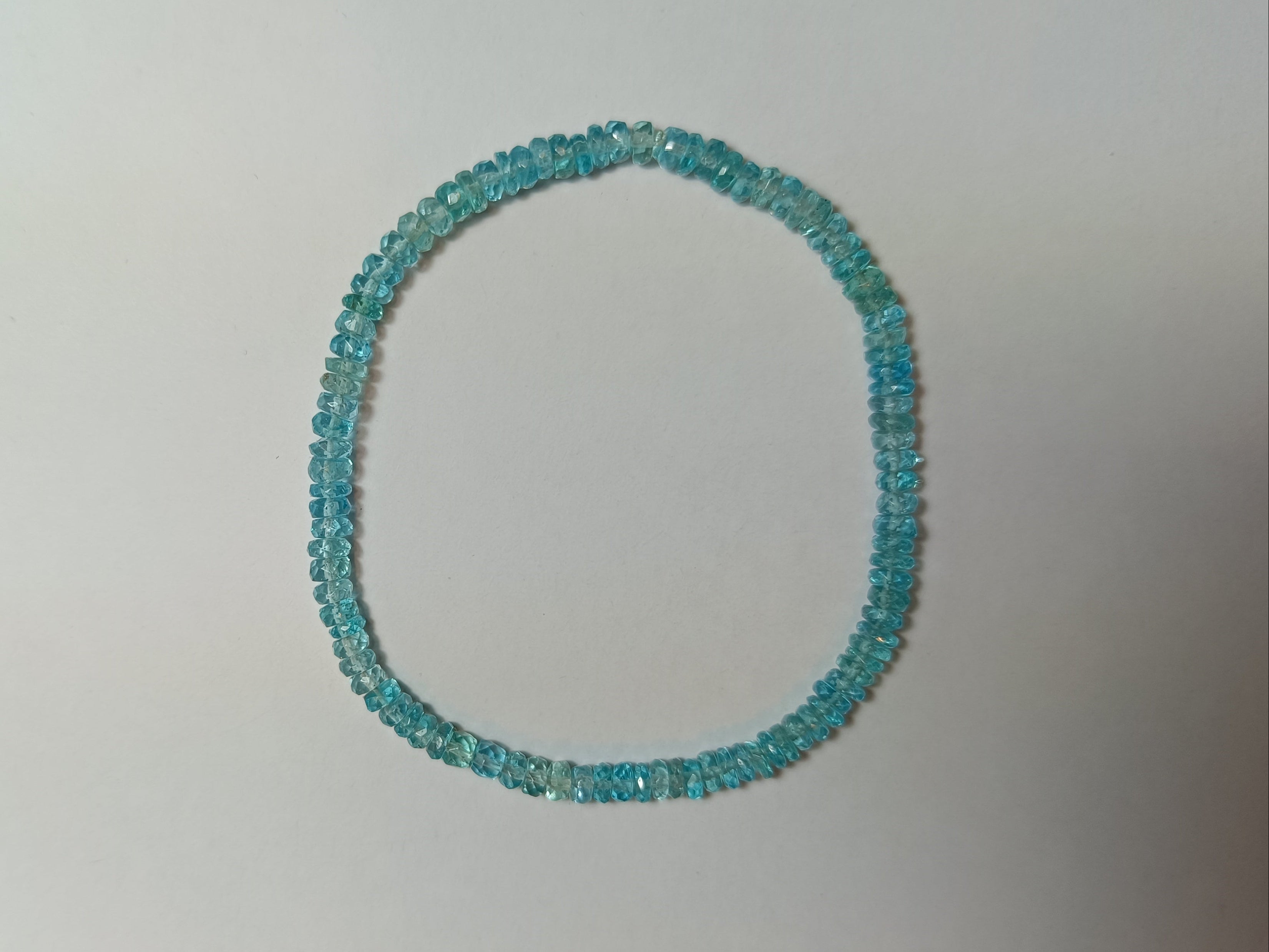 Blaue Apatit Armkette