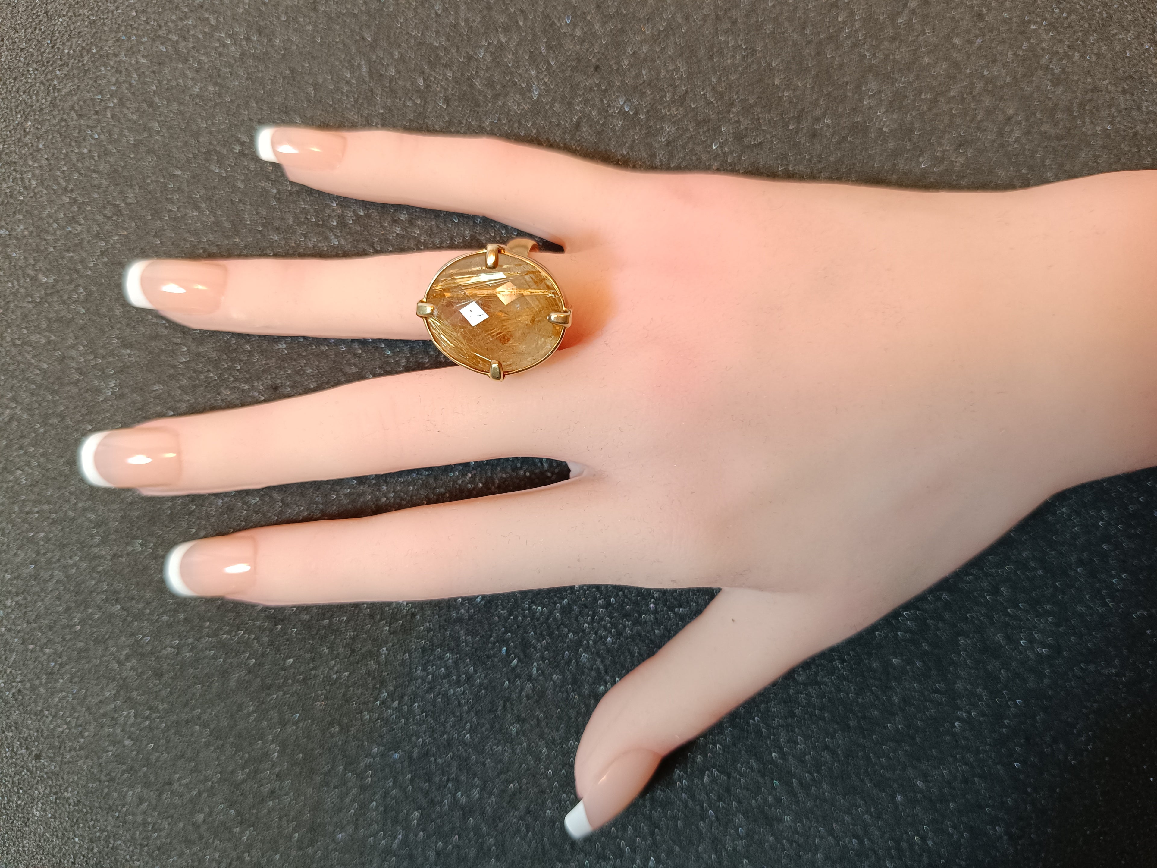 Goldfärbiger Rutil Ring