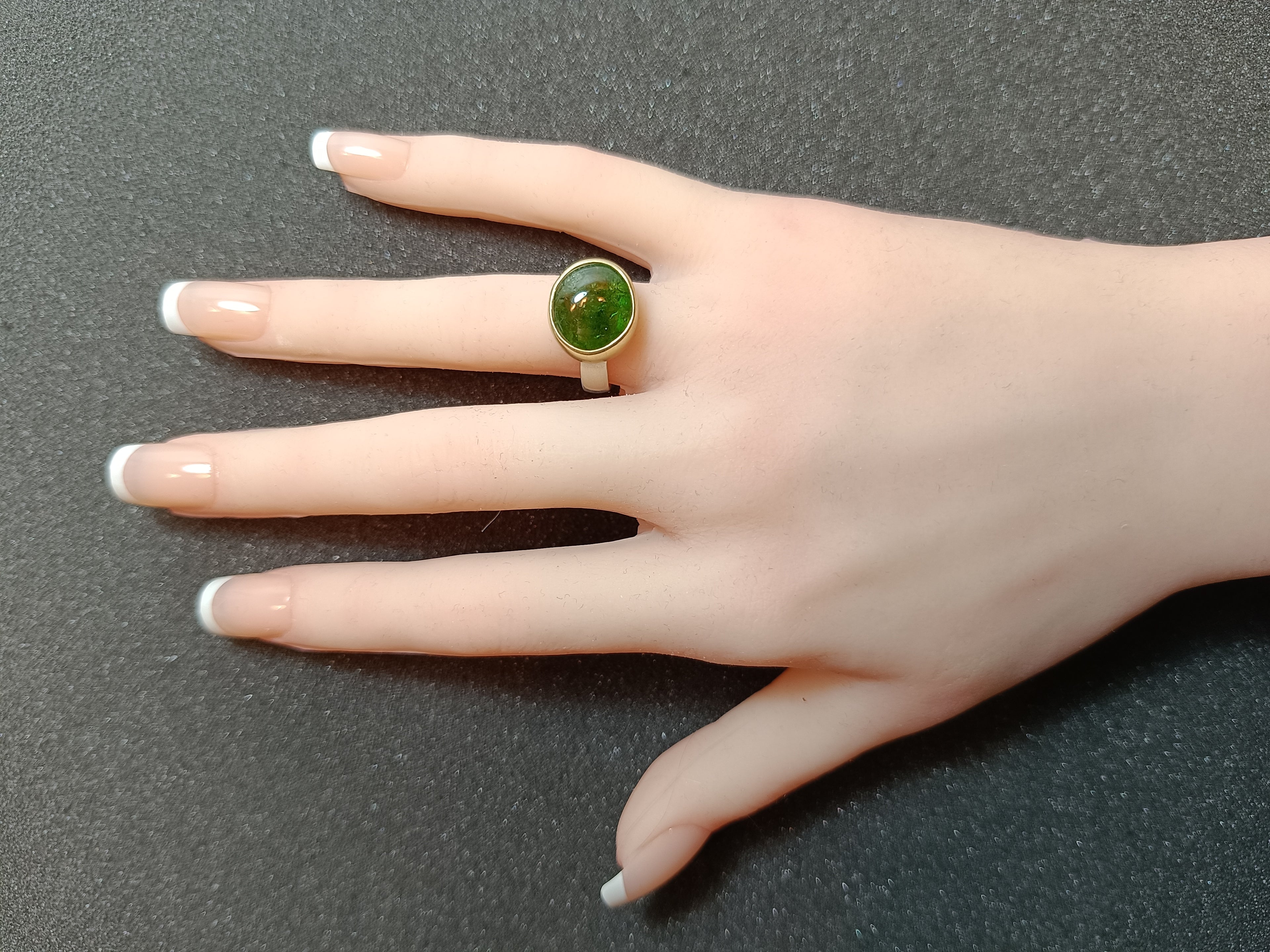 Turmalin Caboshon Ring