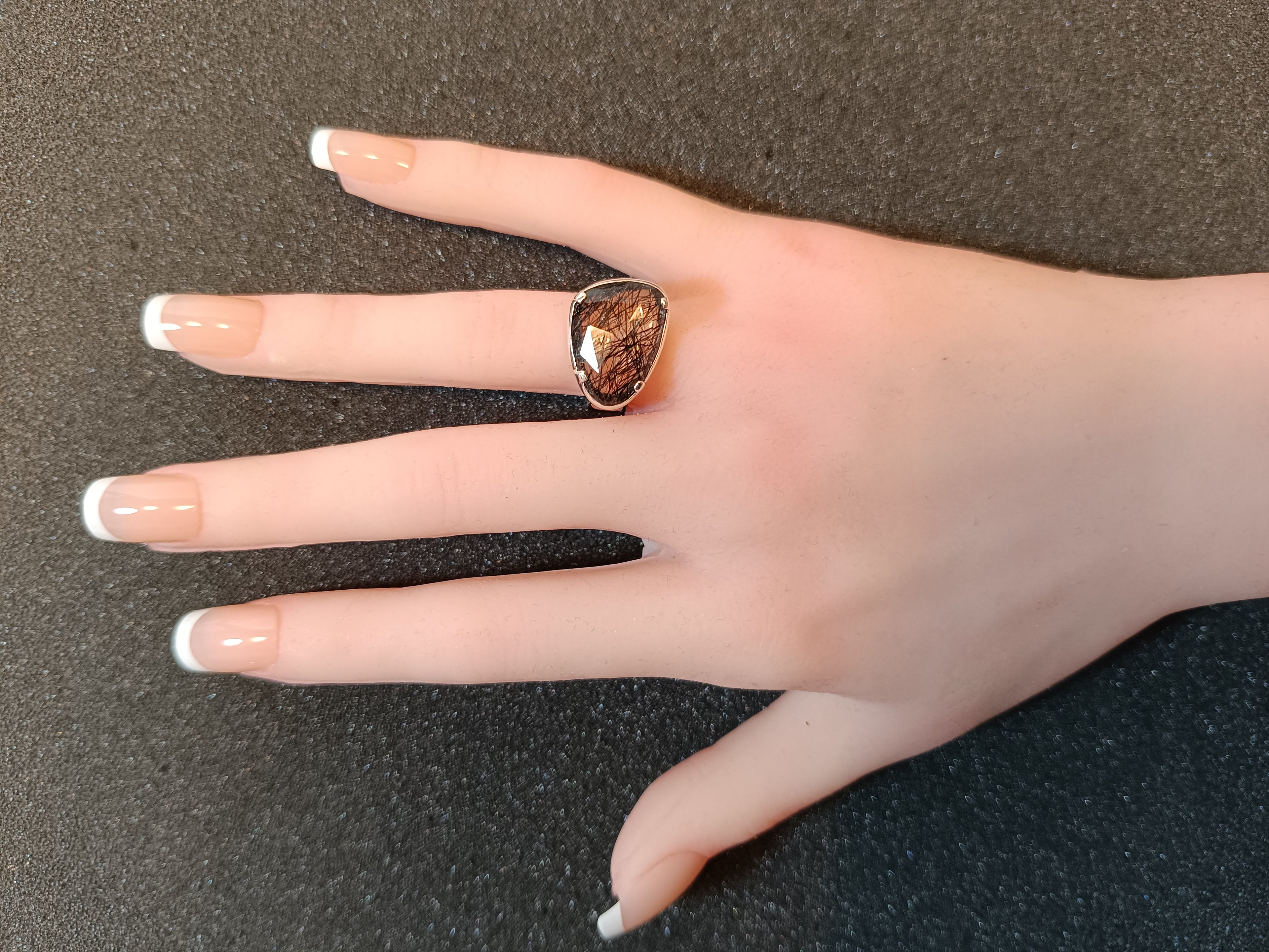 Schwarzer Rutilquarz Ring