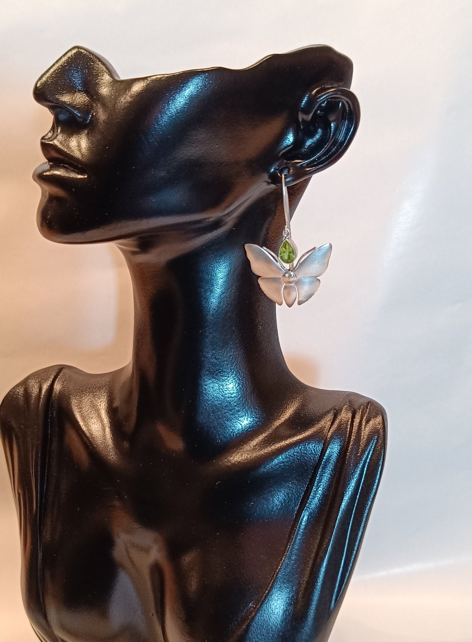 Peridot Schmetterling Ohrringe